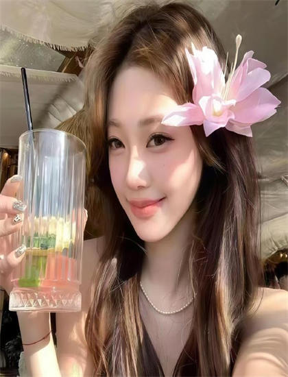 绿巨人www免费视频在线观看_四十多岁的女人保养